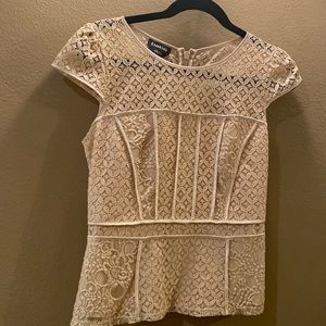 Very classy shirt zips up the back only worn once